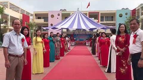 Trường Mầm non Hương Sơn đón bằng công nhận trường mầm non đạt chuẩn Quốc gia mức độ 2