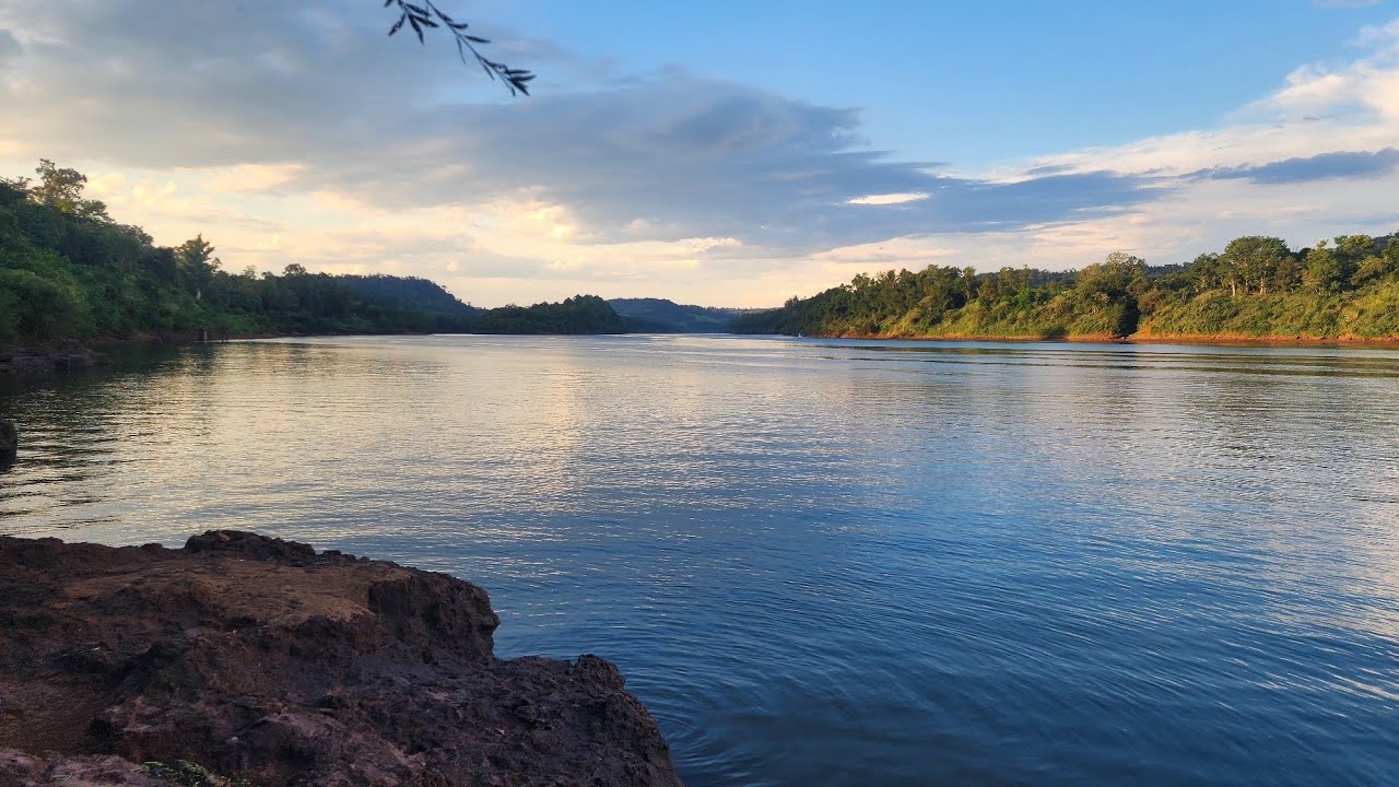 Una Aventura sobre el río Uruguay  Campamento  zona ( Urbana)