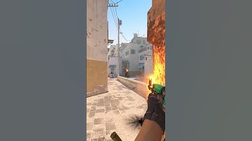 Trade frag 1v3 on Dust II in CS2