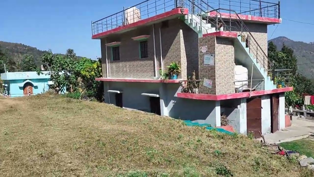 1 nali land for sale in Lansdowne Pauri Garhwal ✴️✴️