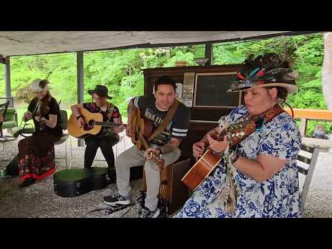 Ain't No Sunshine - Red Tail Barn Jam Session w/ Shirley Seim, Whitney Hodges, and Sarah Beth Terry