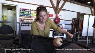 Download Lagu Michelle Veldman \u0026 Jessica Homich - Glasblazerij Leerdam MP3