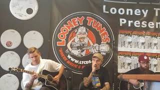 Neck Deep performing Gold Steps live (acoustic)