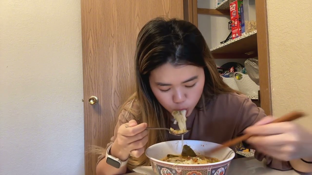 Noj qhaopoon npaj nauj qab heev