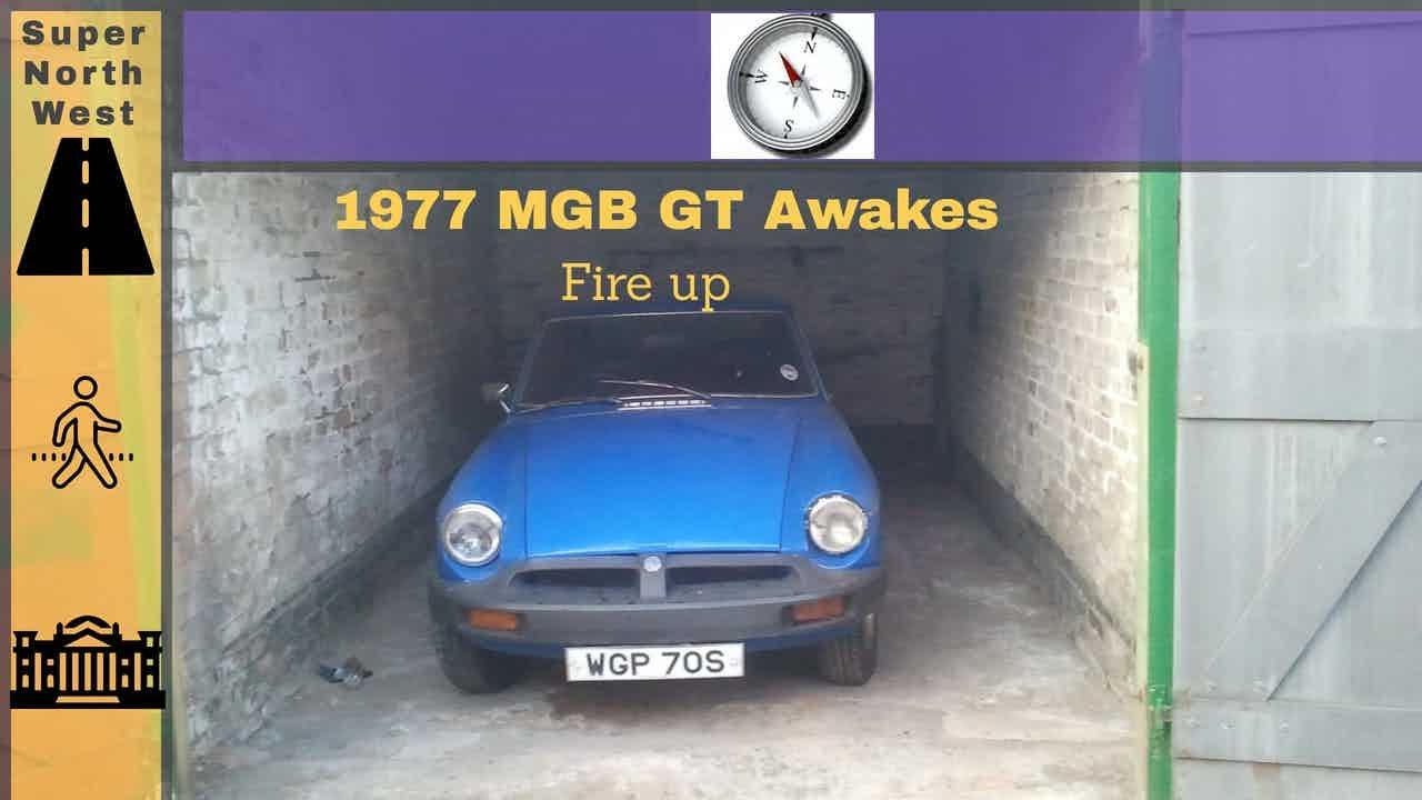 1977 MGB GT Fire up