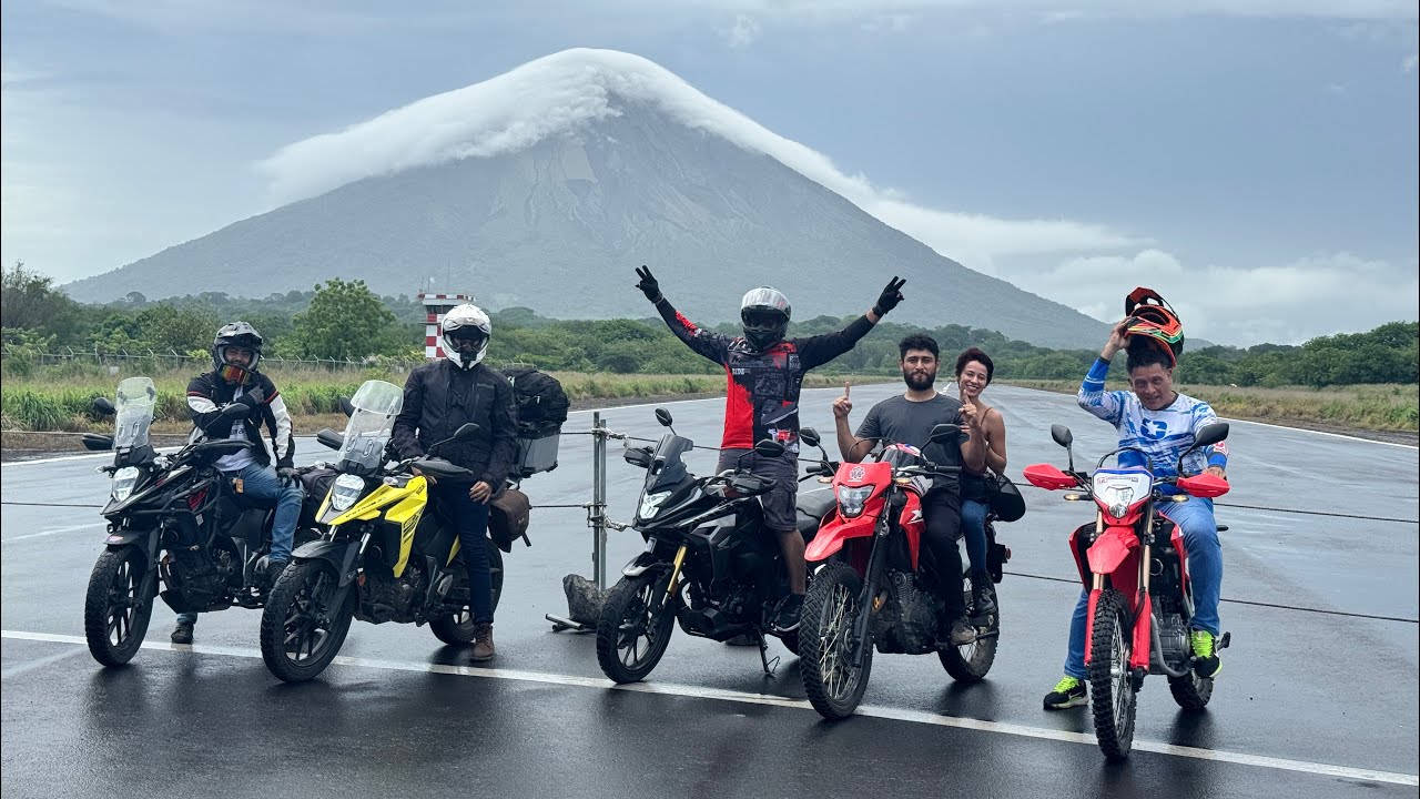 Viajo en mi Suzuki Vstrom 250 SX a la Isla de Ometepe y pruebo la Honda NX 190 | Nicaragua