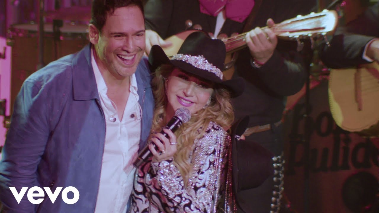 Bobby Pulido, Alicia Villarreal - Besos y Copas (En Vivo)