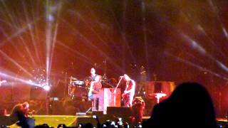 Coldplay Live - Fix You (Abu Dhabi, New Years Eve 2011)