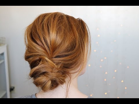 chic-messy-low-bun