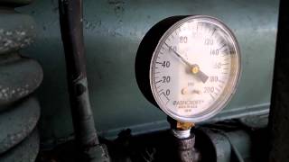TDH 4512 Detroit 6 -71 'The Ghost'   Fuel Pressure