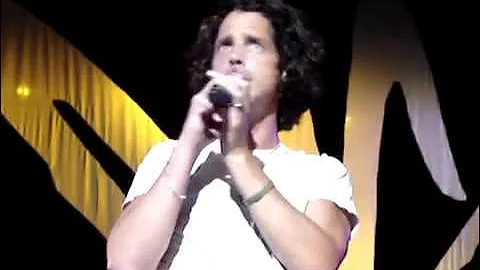 Chris Cornell and Chester from Linkin Park singing Hunger Strike