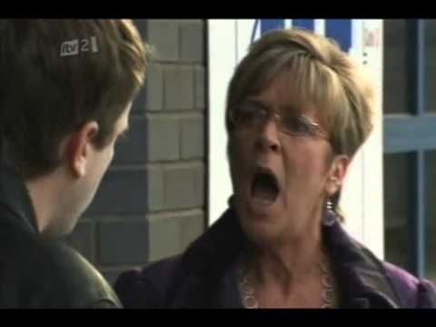 Coronation Street - Steve Turns Up The Hospital Af...