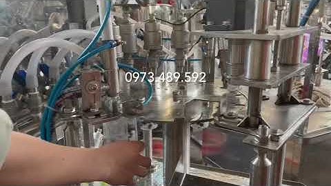 MÁY CHIẾT RÓT VÀ ĐÓNG NẮP CHAI TỰ ĐỘNG QUY MÔ NHỎ