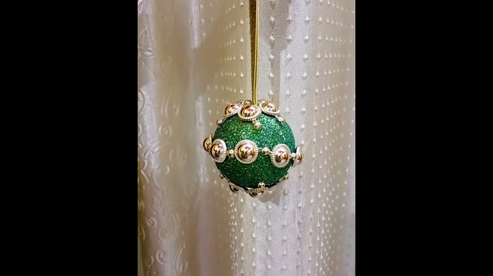 Christmas tree decorating idea // Christmas decoration // Christmas ball // #shorts #myfirstshorts