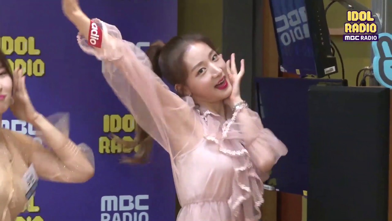 [3 in 1]  HASHTAG in IDOL RADIO 🍑#Aeji #paSsion / Medley Dance / Random dance!