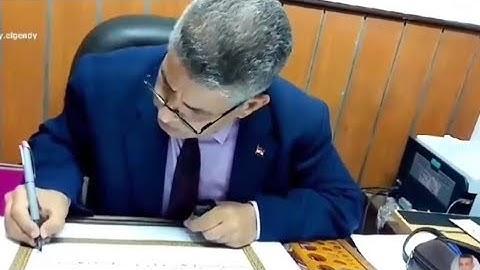 نسخ المصحف الشريف  (كتابة صفحة من سورة يس)بيدي بخط النسخ