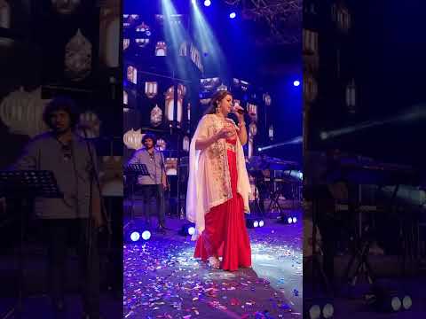 Shreya Ghoshal Tujhme Rab Dikhta Hai LIVE