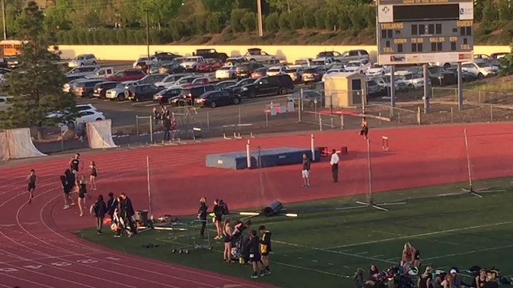 4-18-17 Caleb Hoppe 4x400m 3rd leg 56 37 PR!