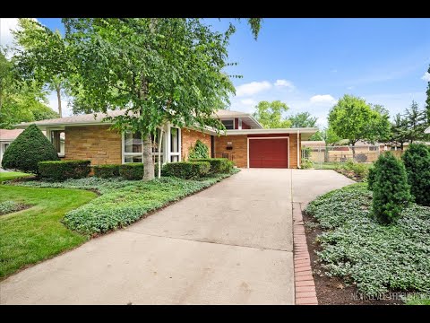 1511 Heather Dr., Aurora, IL home video tour