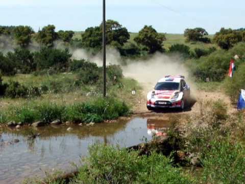 Rally Sardegna 2011: Day 2, un passaggio spettacol...