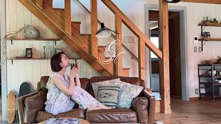 картинка: Маленькие привычки, которые сделают утро приятнее, и живописный антикварный магазин