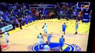 Clyde Drexler with a huge poster over Andrew Bogut