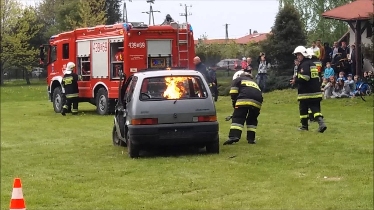 Pokazy strażackie OSP Ustroń Centrum w Hermanicach. 439[S]69