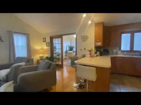 192 Oldefield Farms, Enfield, CT home video tour