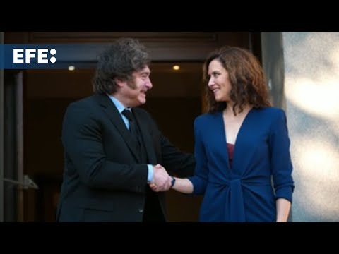 Milei irrumpe en la precampaña española con insultos a Sánchez