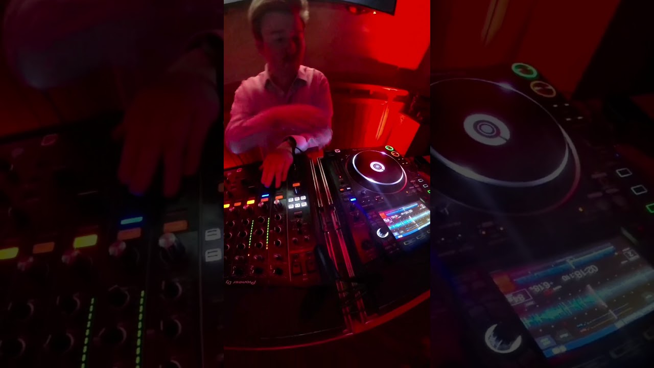 Shake it off X Rude Boy