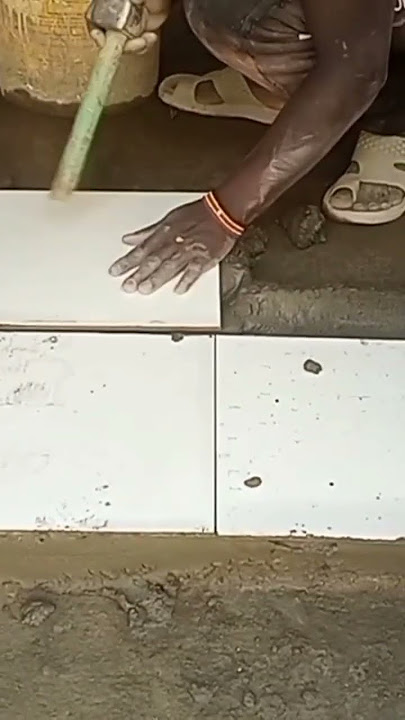 Setting up floor tiles
