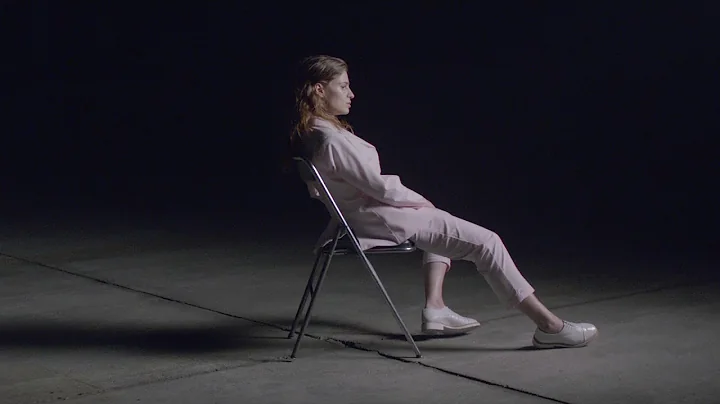 Christine and the Queens - Paradis Perdus (Clip Of...