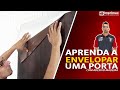 Curso de Envelopamento Decorativo - Envelopando uma porta com um adesivo de madeira