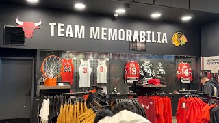 Chicago Bulls store in Chicago (oct 2024)