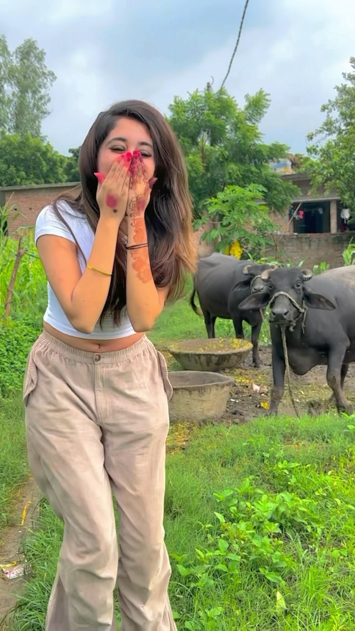 Kaati Raat maine kheto me tu aai nahi #bindasskavya #shorts #village