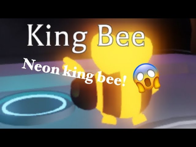 I Spent 10K ROBUX on LUCKY HONEY And got a NEON Legendary King Bee