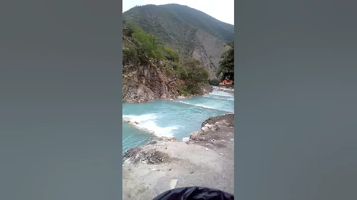grutas de tolantongo(aguas termales color turquesa)