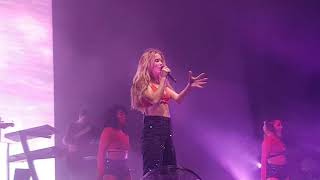 Zara Larsson-Symphony live AFAS Amsterdam