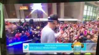 JUSTIN BIEBER What Do You Mean LIVE at Today Show 10th September 2015