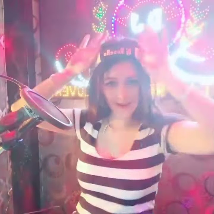 Download lagu Dj Reselina Jangan kasih Kendor bosss