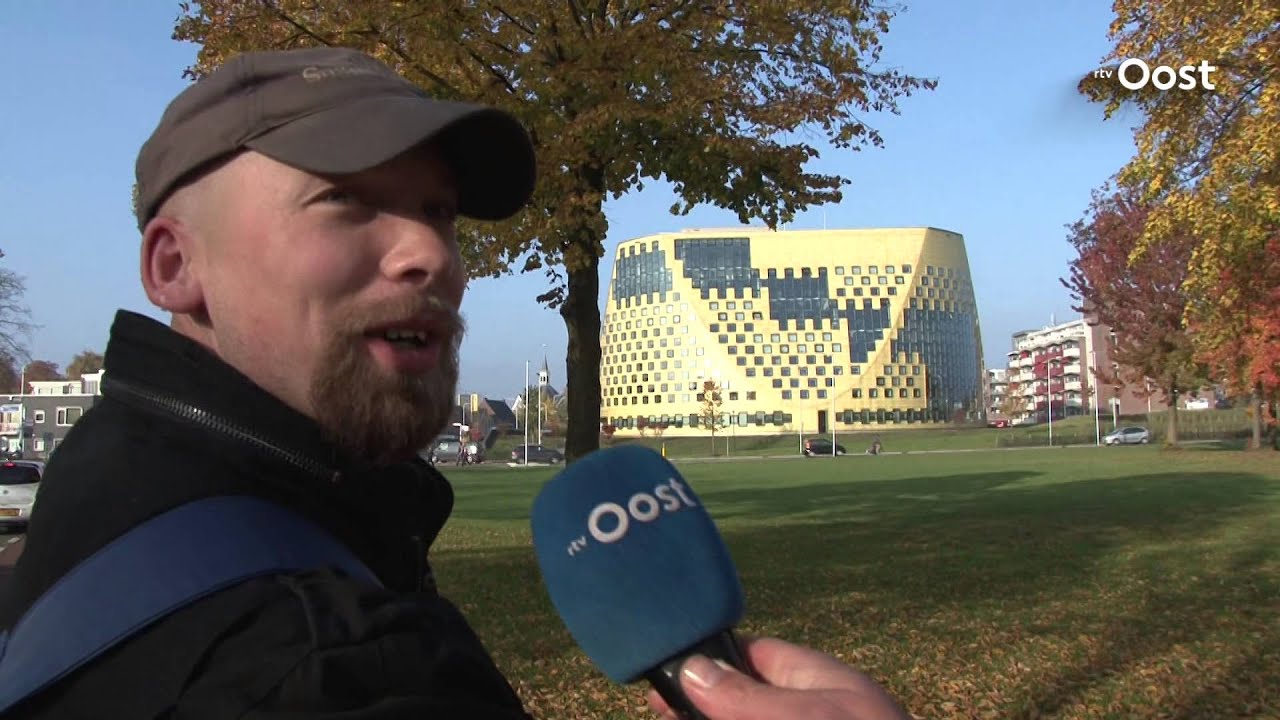 Staat het lelijkste gebouw van Nederland in Zwolle, Hardenberg of Almelo?