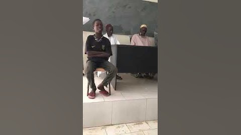 طفل ‎#سنغالي يرتل #القرآن الكريم بصوت رائع  في مسابقة محلية