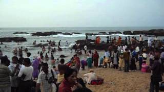 Kanyakumari Beach Bath