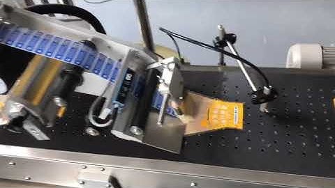 Automatic pagination labeling machine