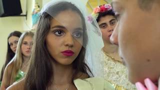 Video thumbnail of "Hot N Cold - Francisca 15 años"