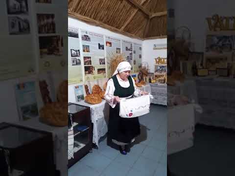 Video: Unde Este Muzeul Pâinii