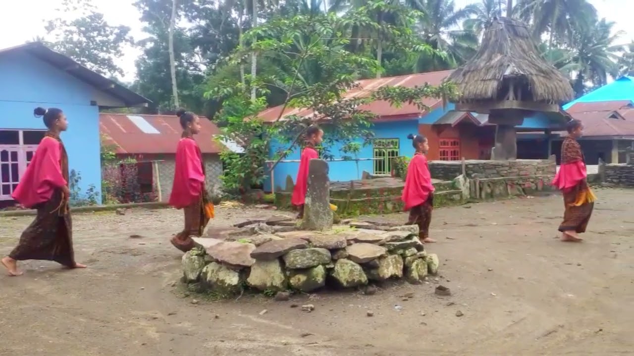 Tarian budaya daerah ende lio Ule lela nggewa SD inpres kekawi'i ,Pu'uperi