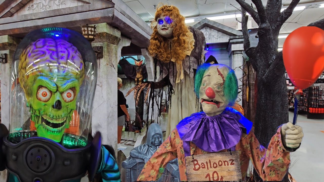 Setting off all Spirit Halloween Animatronics In-Store!