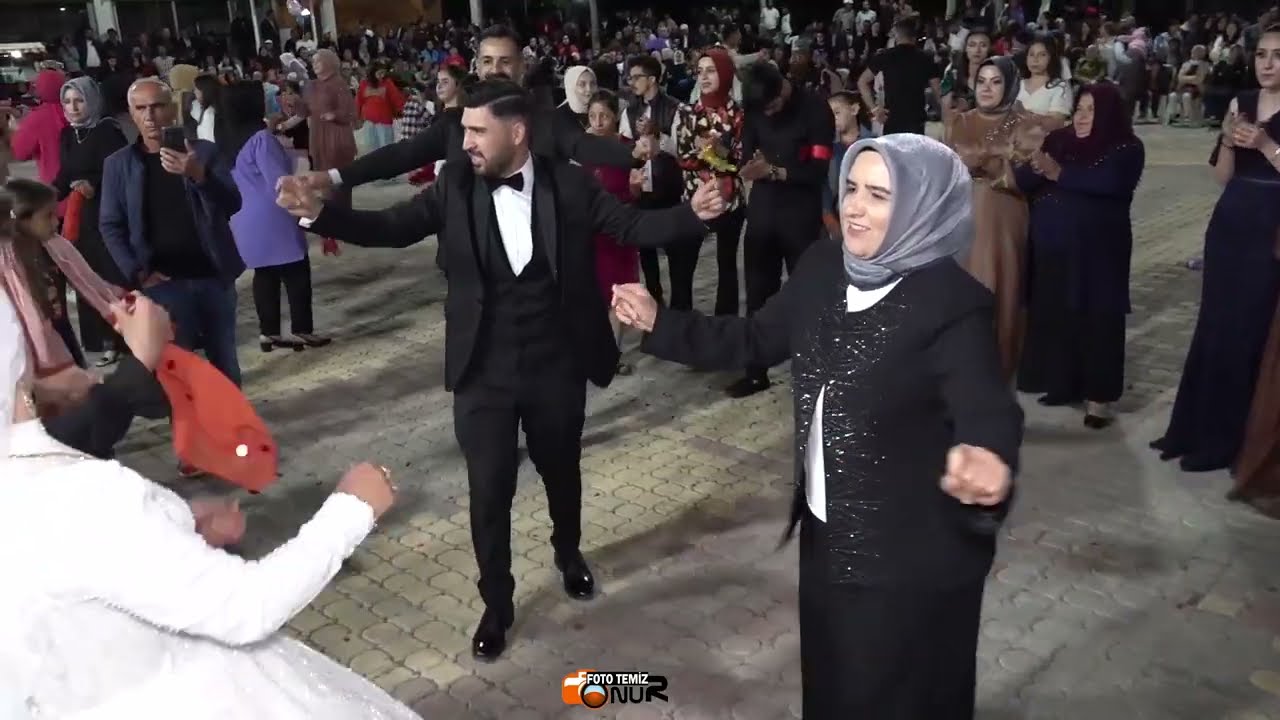KAYNANAMI -  GELİN Mİ !!! DAHA GÜZEL OYNADI  / ÖZGE & MUSTAFA  SAKALLI AİLESİ DÜĞÜNÜ ÇAĞLAYANCERİT