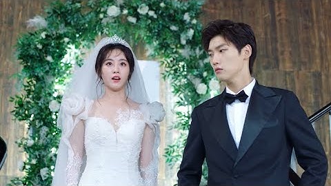 灰姑娘换上婚纱实在太美了，霸总瞬间就被迷住了，忍不住偷看她【程序员那么可爱 CuteProgrammer9-3】